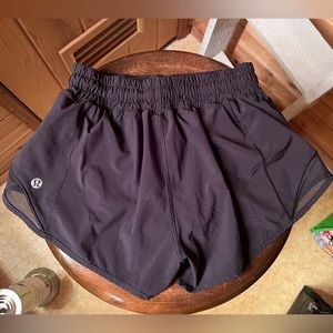 Lululemon hotty hot shorts